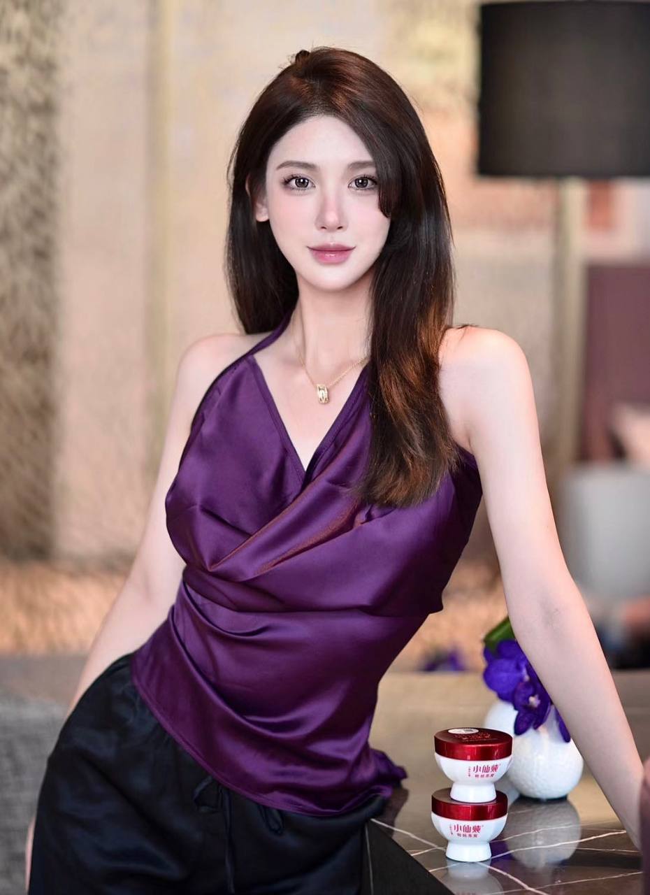 靚丽模特