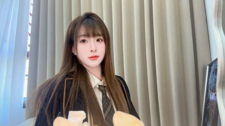 白小纯学妹
