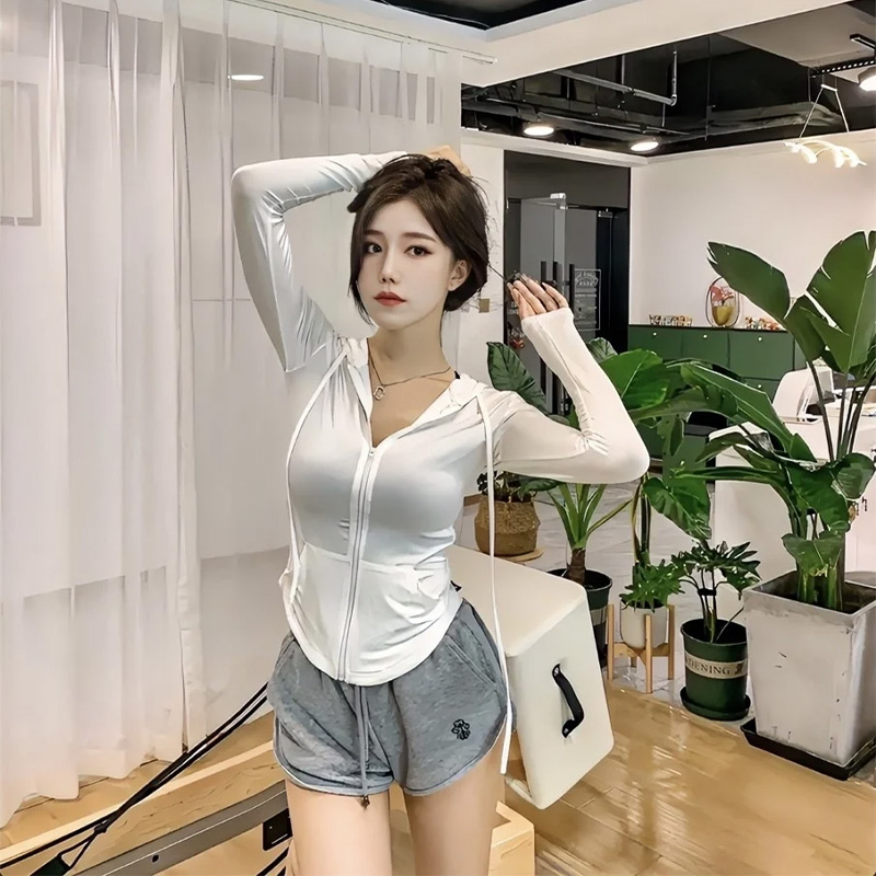 外围女商务模特